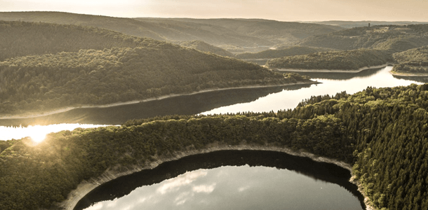 Die Eifel ist der deutsche Teil eines Mittelgebirges in ...?